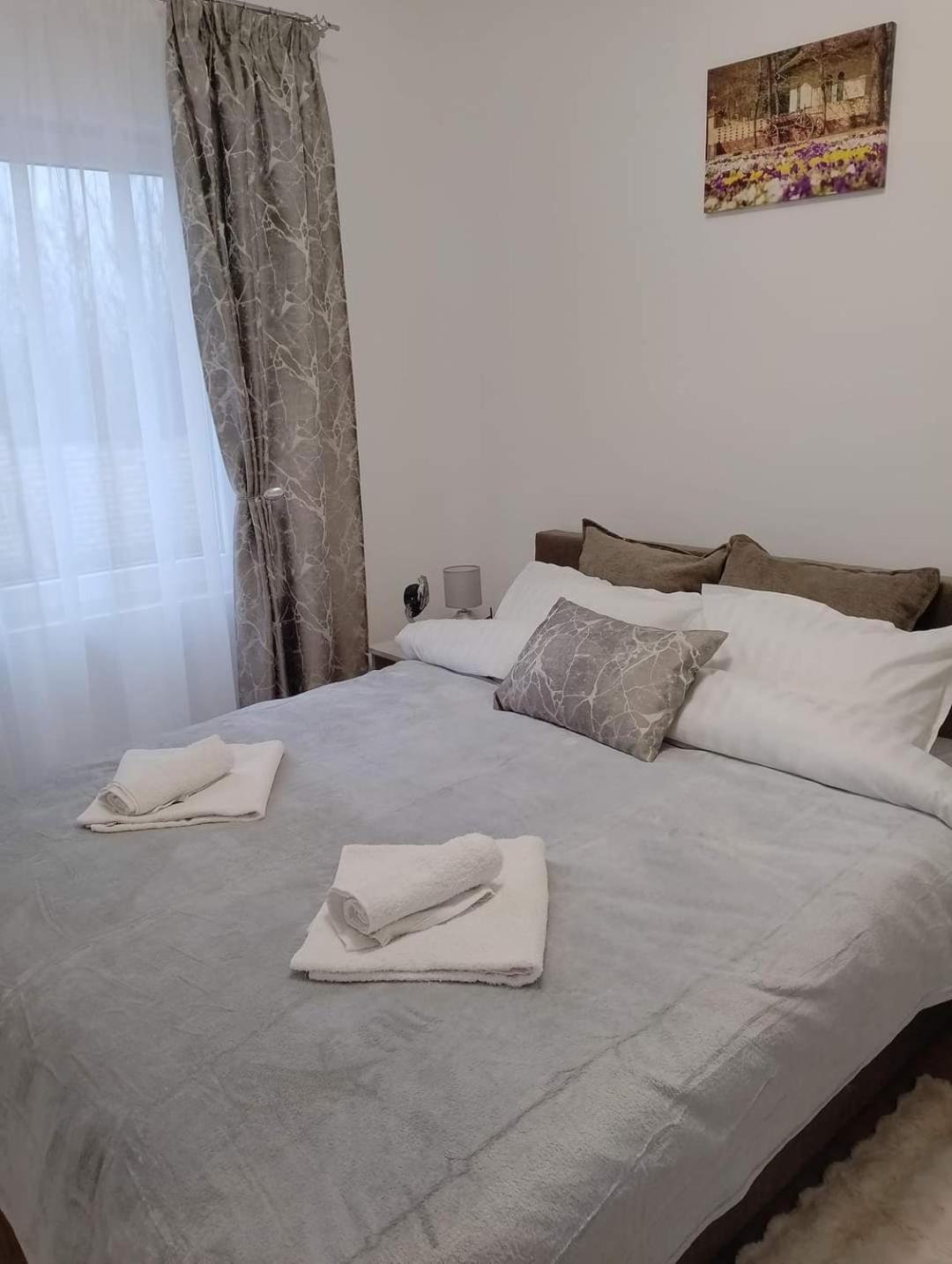 Apartman Dve Lipe Palić Exteriér fotografie